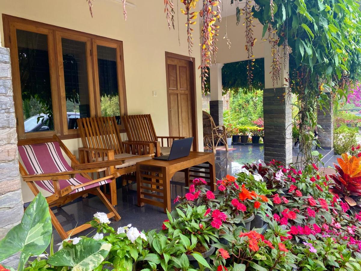 מונאר Flower Valley Plantation Homestay מראה חיצוני תמונה