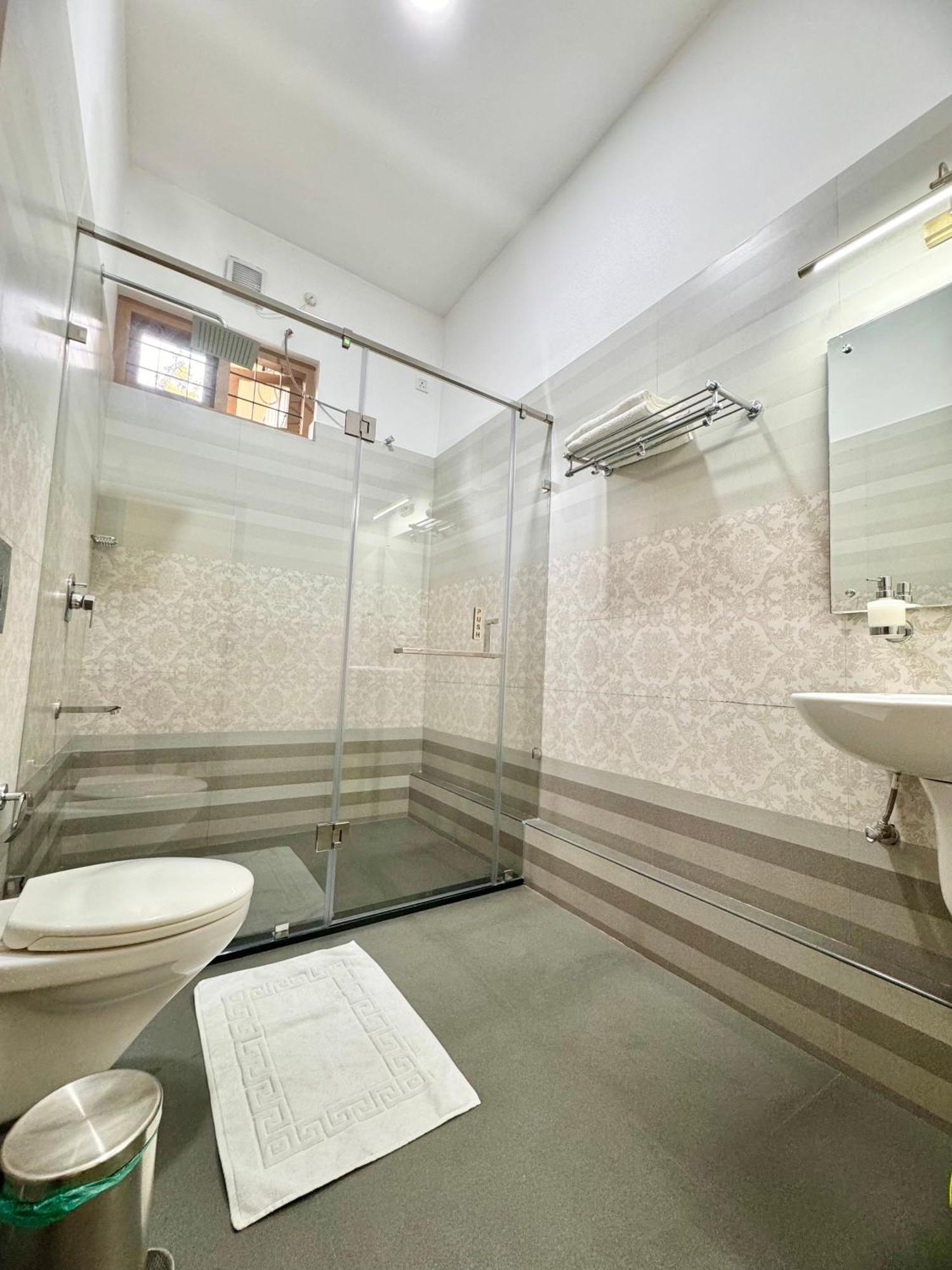 מונאר Flower Valley Plantation Homestay מראה חיצוני תמונה